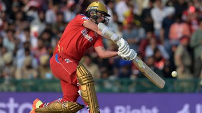 IPL 2023 से घर लौटते ही छा गया पंजाब का 18.50 करोड़ वाला खिलाड़ी, 68 रन ठोक टीम को दिलाई जीत SportsTak Hindi