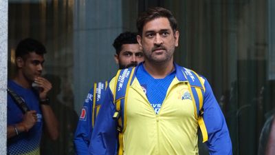 MS Dhoni IPL 2023: 'एमएस धोनी जादूगर, किसी का कचरा लेकर उसे सोने में बदल देते हैं', चेन्नई सुपर किंग्स के पूर्व ओपनर का जोरदार बयान SportsTak Hindi