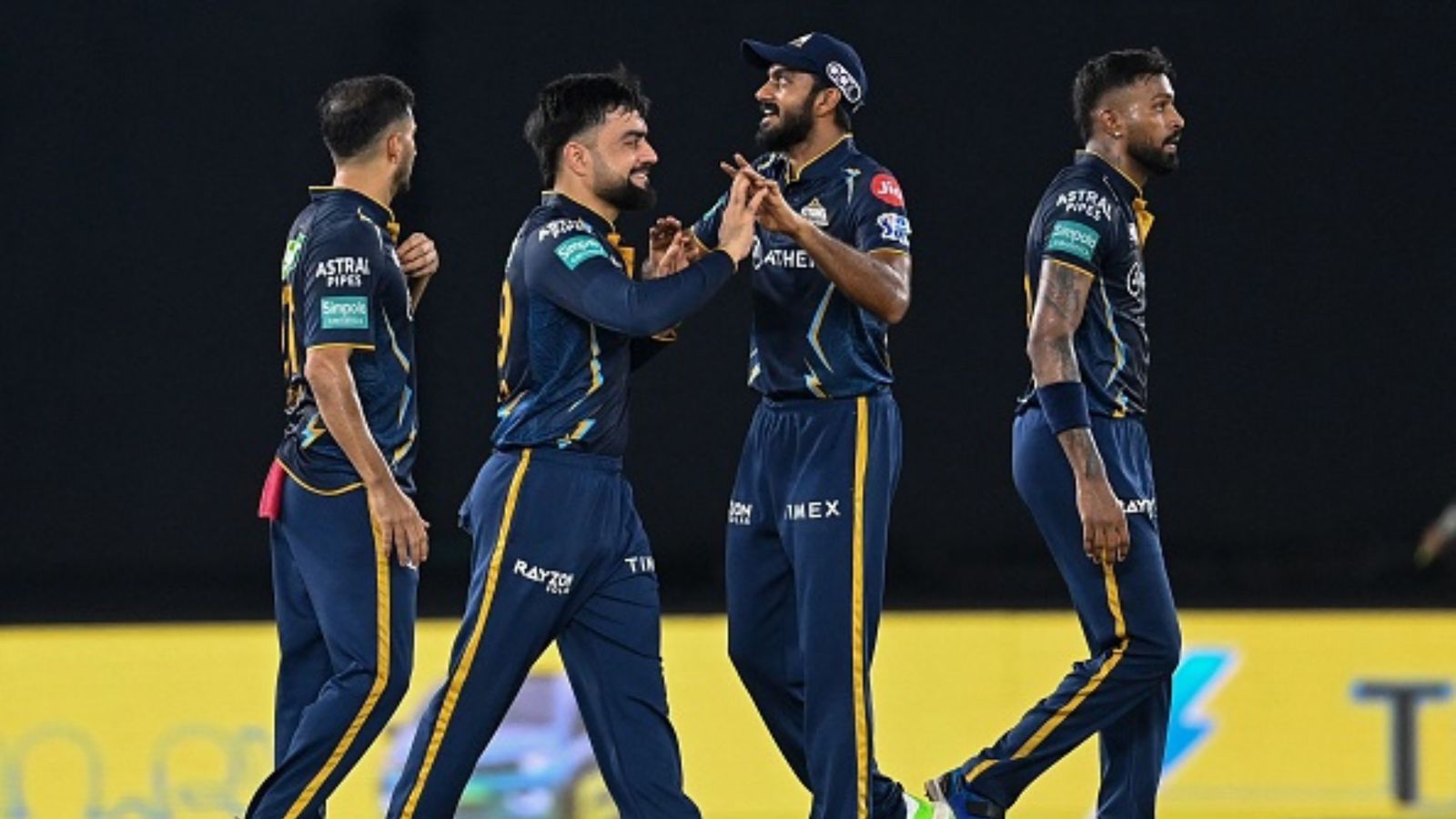 GT vs MI: गुजरात टाइटंस लगातार दूसरे IPL Final में, शुभमन गिल के आतिशी शतक और मोहित शर्मा के पंजे ने मुंबई इंडियंस को किया बाहर GT vs MI: गुजरात टाइटंस लगातार दूसरे IPL Final में, शुभमन गिल के आतिशी शतक और मोहित शर्मा के पंजे ने मुंबई इंडियंस को किया बाहर