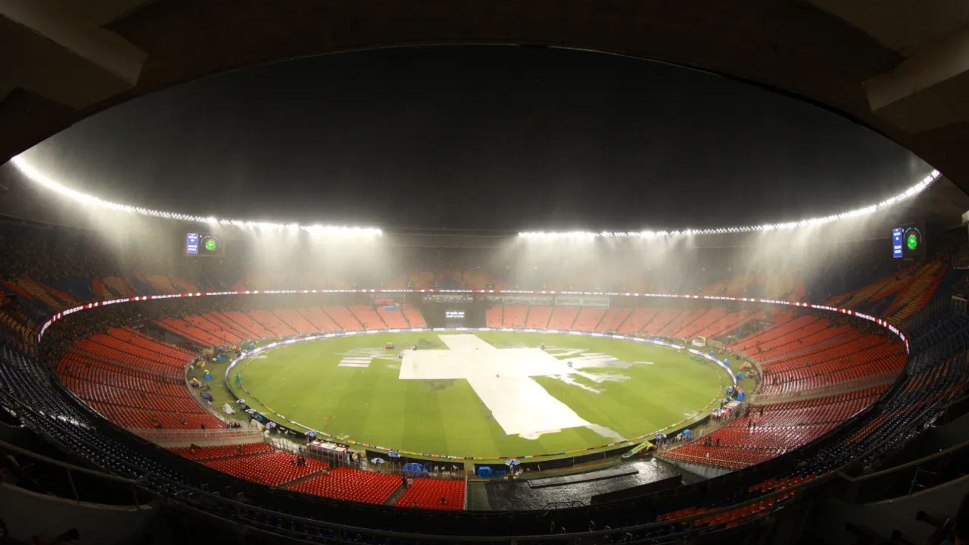 IPL 2023 Final के रिजर्व डे पर भी बारिश का साया, शाम के समय बादल डालेंगे डेरा, जानिए मैच पर कितना खतरा