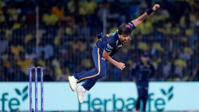 मोहित शर्मा ने 14 मैच में 27 विकेट लेकर IPL 2023 में गर्दा उड़ाया, 8 साल बाद टीम इंडिया में होगी वापसी? SportsTak Hindi