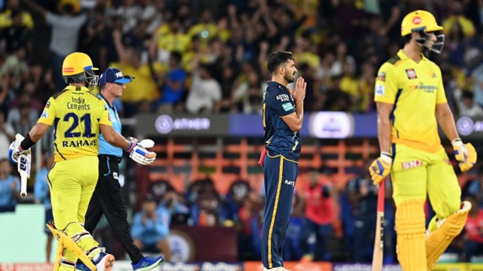 IPL 2023: हार्दिक पंड्या पर सुनील गावस्कर ने बोला हमला, कहा- मोहित शर्मा की लय बिगाड़ने में कप्तान का सबसे बड़ा हाथ IPL 2023: हार्दिक पंड्या पर सुनील गावस्कर ने बोला हमला, कहा- मोहित शर्मा की लय बिगाड़ने में कप्तान का सबसे बड़ा हाथ