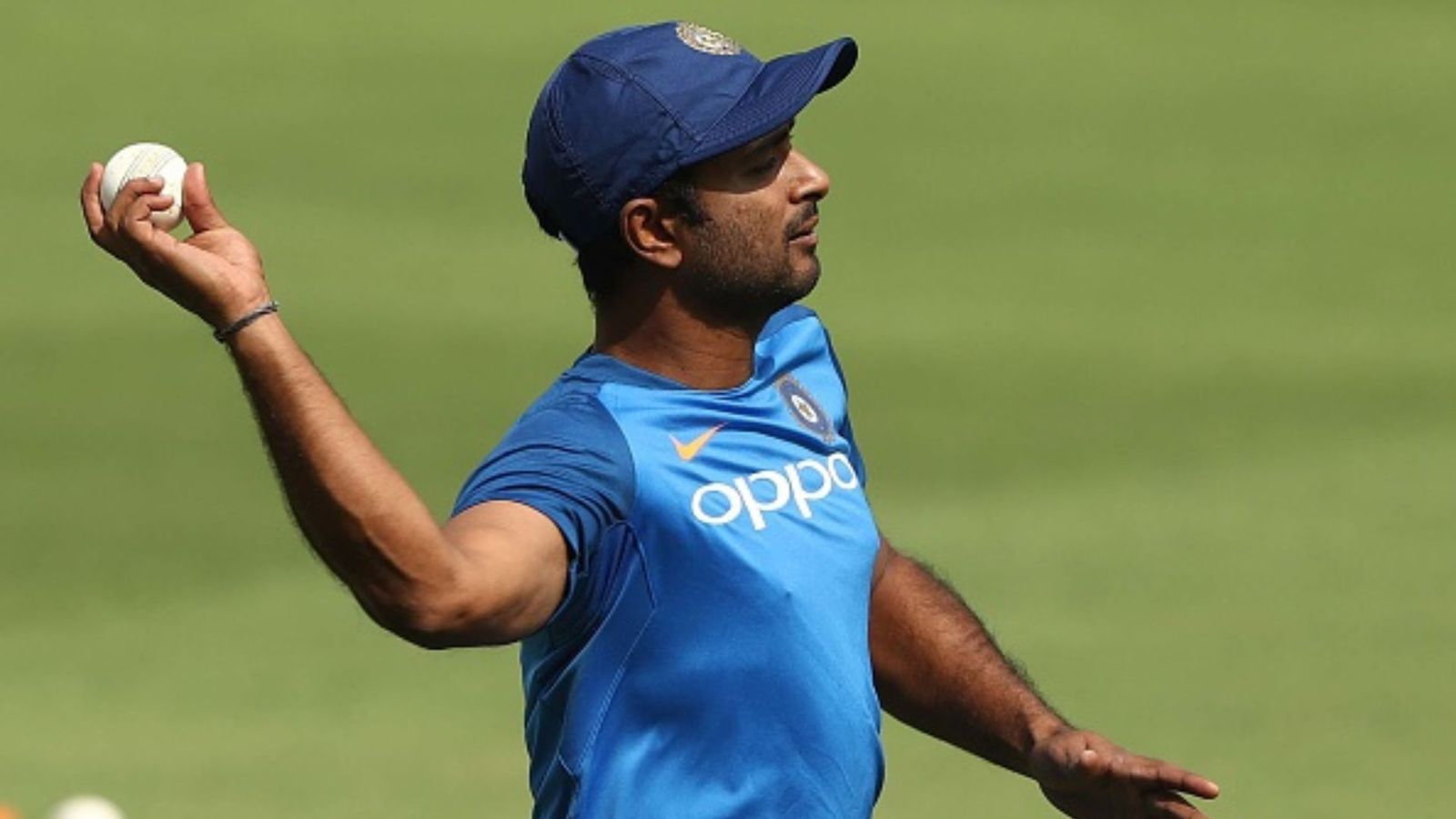 Ambati Rayudu : रायडू को लेकर अनिल कुंबले ने रवि शास्त्री और कोहली पर साधा निशाना, कहा - 2019 वर्ल्ड कप में ब्लंडर... Ambati Rayudu : रायडू को लेकर अनिल कुंबले ने रवि शास्त्री और कोहली पर साधा निशाना, कहा - 2019 वर्ल्ड कप में ब्लंडर...