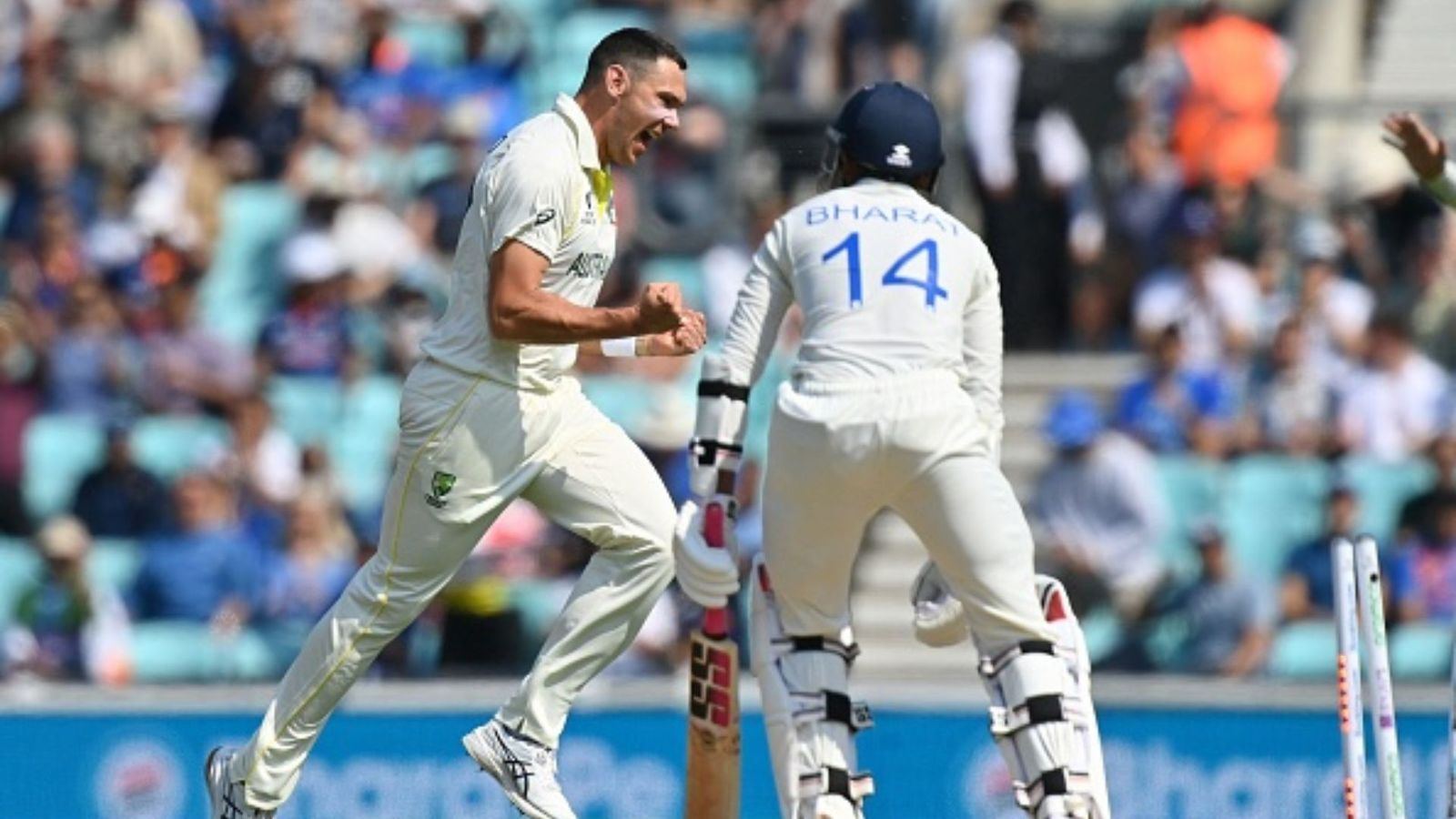 पाकिस्तान के पूर्व क्रिकेटर का बड़ा दावा, कहा- पुजारा- विराट को आउट करने के लिए ऑस्ट्रेलिया ने की बॉल टेम्परिंग, VIDEO पाकिस्तान के पूर्व क्रिकेटर का बड़ा दावा, कहा- पुजारा- विराट को आउट करने के लिए ऑस्ट्रेलिया ने की बॉल टेम्परिंग, VIDEO