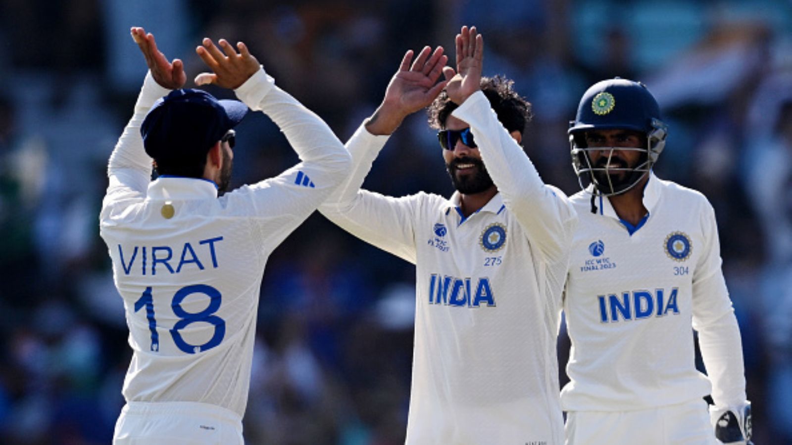 INDvsAUS WTC Final: भारत ने तीसरे दिन किया पलटवार, रहाणे-शार्दुल की बैटिंग के बाद गेंदबाजों ने दिखाया दम पर ऑस्ट्रेलिया का पलड़ा भारी INDvsAUS WTC Final: भारत ने तीसरे दिन किया पलटवार, रहाणे-शार्दुल की बैटिंग के बाद गेंदबाजों ने दिखाया दम पर ऑस्ट्रेलिया का पलड़ा भारी