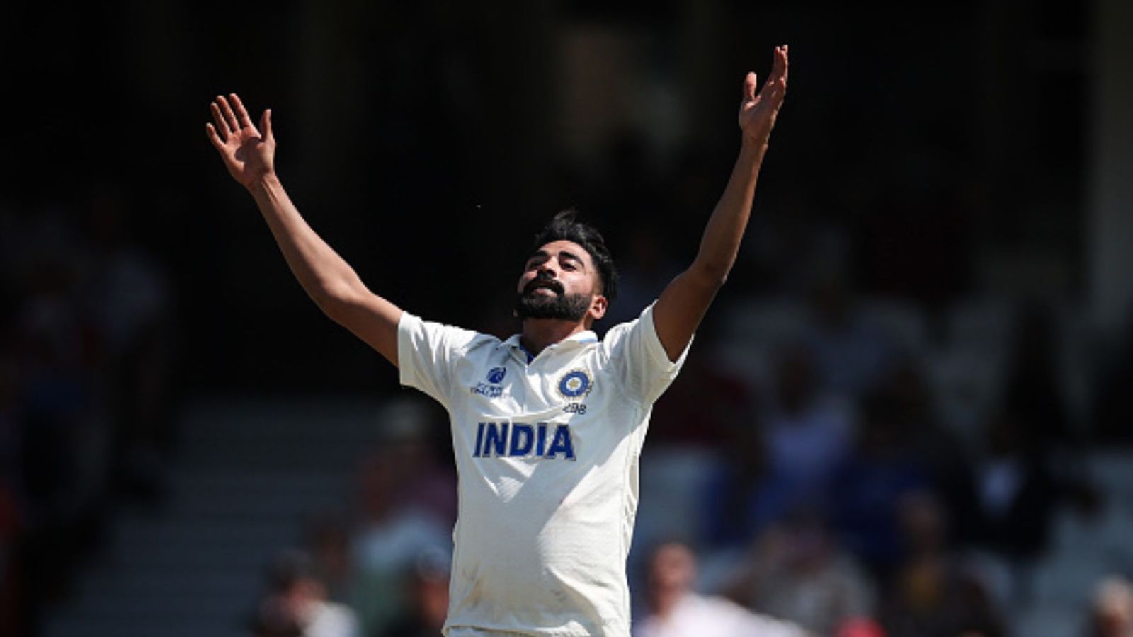 Mohammed Siraj : WTC Final में किस प्लान से ऑस्ट्रेलियाई बल्लेबाजों को पानी पिला रहे हैं सिराज, कहा - अटैक करने से... Mohammed Siraj : WTC Final में किस प्लान से ऑस्ट्रेलियाई बल्लेबाजों को पानी पिला रहे हैं सिराज, कहा - अटैक करने से...