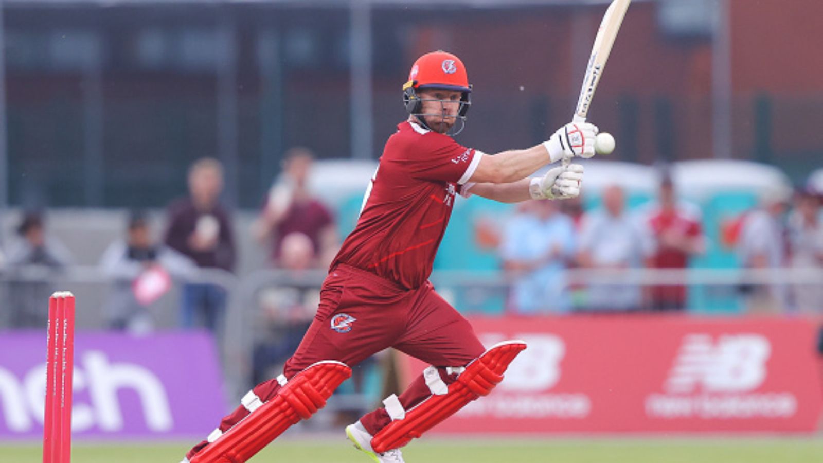 38 साल के बल्लेबाज का धमाका, 16 गेंद में 14 रन बनाकर जूझ रहा था, पैर में लगी चोट तो अगली 36 बॉल में 87 रन ठोक जड़ा शतक 38 साल के बल्लेबाज का धमाका, 16 गेंद में 14 रन बनाकर जूझ रहा था, पैर में लगी चोट तो अगली 36 बॉल में 87 रन ठोक जड़ा शतक