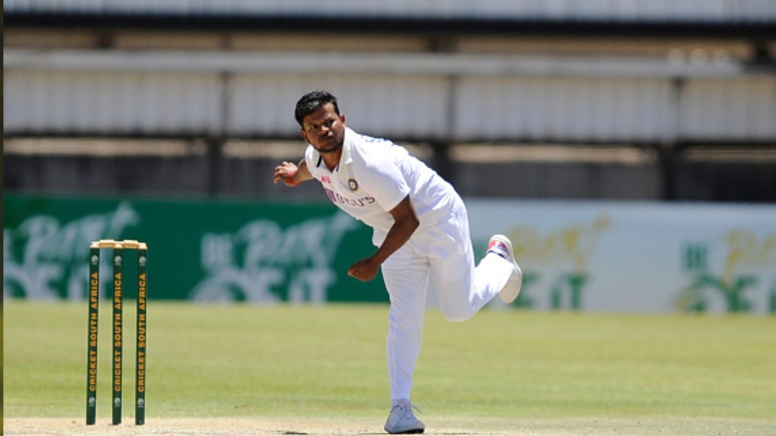 Duleep Trophy : IPL में जिसे नहीं मिला भाव, उसी ने 11 विकेट लेकर दलीप ट्रॉफी में काटा बवाल, सेंट्रल जोन को 170 रन से दिलाई जीत Duleep Trophy : IPL में जिसे नहीं मिला भाव, उसी ने 11 विकेट लेकर दलीप ट्रॉफी में काटा बवाल, सेंट्रल जोन को 170 रन से दिलाई जीत