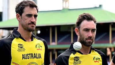 इंग्लैंड के The Hundred टूर्नामेंट को ऑस्ट्रेलिया ने दिया जोर का झटका, ग्लेन मैक्सवेल-मिचेल स्टार्क को वापस बुलाया SportsTak Hindi