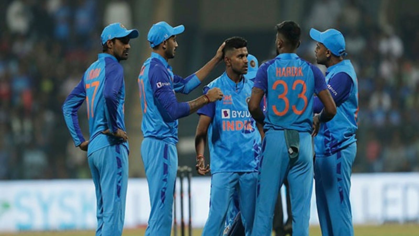 भारत की टी20 टीम से हुआ ड्रॉप, इस टूर्नामेंट में 6 विकेट लेकर मचाया धमाल, गेंदबाज का सेलेक्टर्स को करारा जवाब भारत की टी20 टीम से हुआ ड्रॉप, इस टूर्नामेंट में 6 विकेट लेकर मचाया धमाल, गेंदबाज का सेलेक्टर्स को करारा जवाब