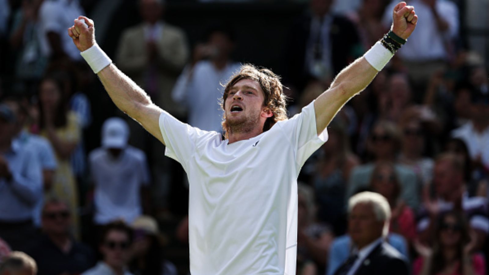 Wimbledon 2023: एंड्री रुबलेव साल के सबसे बेहतरीन शॉट के साथ क्वार्टर फाइनल में पहुंचे, सिनर-सफिउल्लिन भी अंतिम-8 में, जोकोविच का मैच अटका Wimbledon 2023: एंड्री रुबलेव साल के सबसे बेहतरीन शॉट के साथ क्वार्टर फाइनल में पहुंचे, सिनर-सफिउल्लिन भी अंतिम-8 में, जोकोविच का मैच अटका