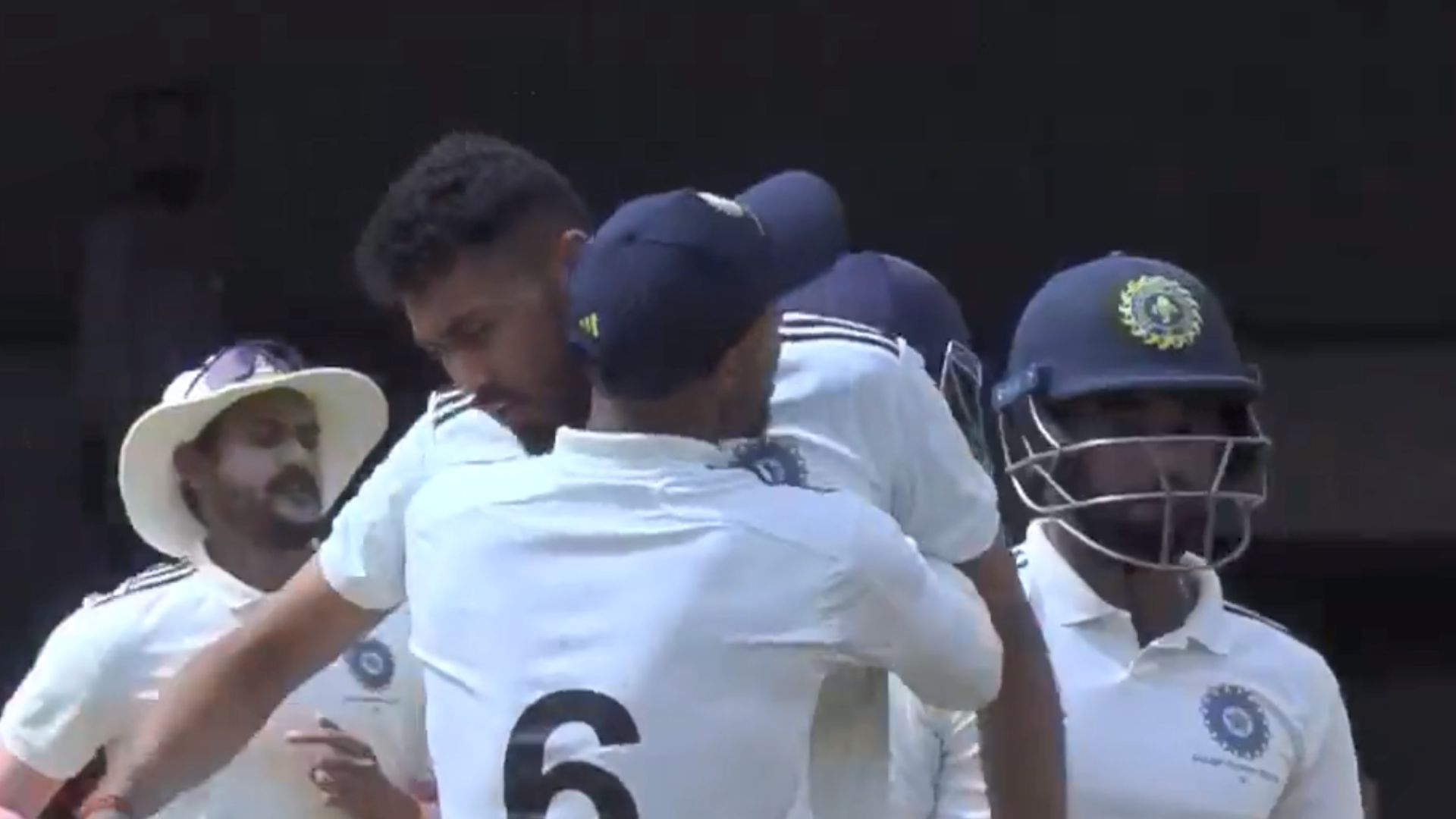  Duleep Trophy Final : पंजाब किंग्स के गेंदबाज ने 7 विकेट लेकर पुजारा की टीम को 146 पर समेटा, साउथ जोन ने बनाई 248 रनों की बढ़त 