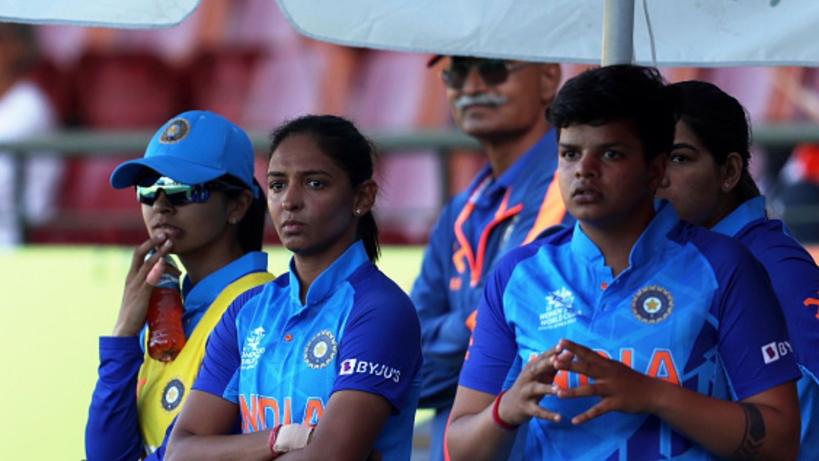 Asian Games : BCCI ने महिला टीम इंडिया का किया ऐलान, हरमनप्रीत की कप्तानी में इन खिलाड़ियों को मिली जगह Asian Games : BCCI ने महिला टीम इंडिया का किया ऐलान, हरमनप्रीत की कप्तानी में इन खिलाड़ियों को मिली जगह