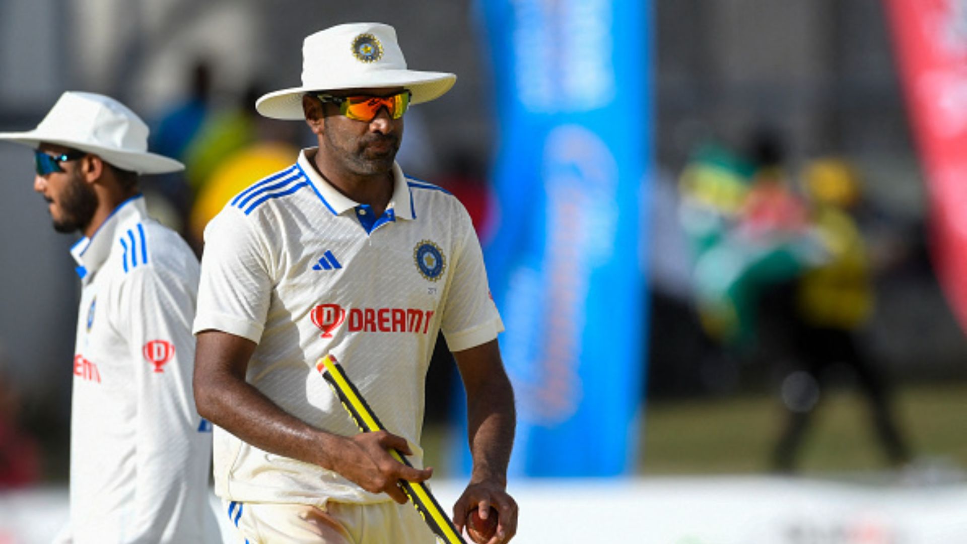 Ashwin Records: अश्विन ने 12 विकेट लेकर रिकॉर्ड्स की लाइन लगाई, हरभजन, वॉर्न के बरसों पुराने कारनामों को किया ध्वस्त
