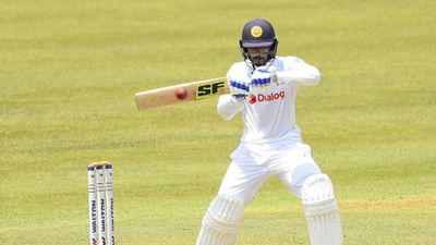 SL vs Pak, 1st Test : 54 रन पर गिरे चार 4 विकेट, धनंजय ने फिर 94 रनों की पारी से पाकिस्तान को धकेला, पहले दिन श्रीलंका ने की वापसी SportsTak Hindi
