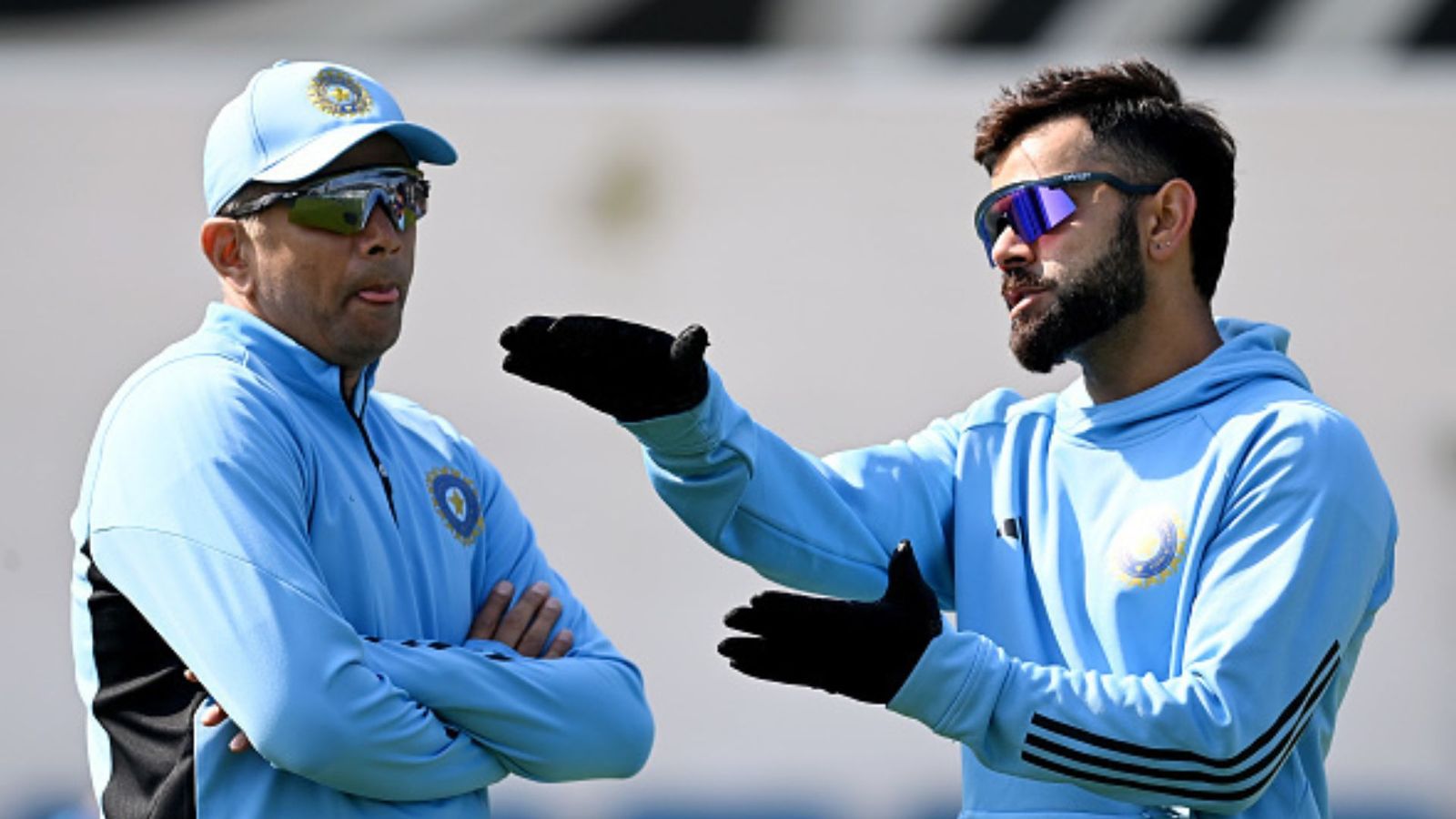 IND vs WI : साल 2008 में डेब्यू करने वाले विराट कोहली को 500वें मैच के लिए कोच द्रविड़ ने सराहा, कहा - असली प्रेरणा तो... IND vs WI : साल 2008 में डेब्यू करने वाले विराट कोहली को 500वें मैच के लिए कोच द्रविड़ ने सराहा, कहा - असली प्रेरणा तो...