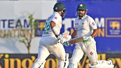 SL vs Pak : श्रीलंका के खिलाफ टेस्ट मैच जीतकर पाकिस्तान ने बनाया वर्ल्ड रिकॉर्ड, भारत और इंग्लैंड को पछाड़ा  SportsTak Hindi