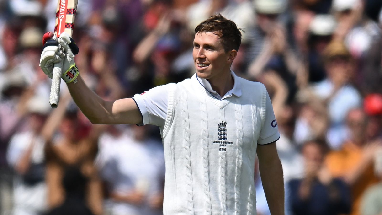 Ashes 2023: इंग्लिश बल्लेबाज ने सहवाग स्टाइल में ऑस्ट्रेलियाई बॉलर्स को कूटा, मनमर्जी से उड़ाए रन, बाल-बाल बचा धोनी का रिकॉर्ड Ashes 2023: इंग्लिश बल्लेबाज ने सहवाग स्टाइल में ऑस्ट्रेलियाई बॉलर्स को कूटा, मनमर्जी से उड़ाए रन, बाल-बाल बचा धोनी का रिकॉर्ड