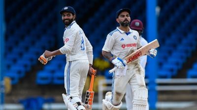 IND vs WI : विराट कोहली ने 500वें मैच में रिकॉर्ड पारी से वेस्टइंडीज को बैकफुट पर धकेला, पहले दिन मजबूत स्थिति में भारत SportsTak Hindi