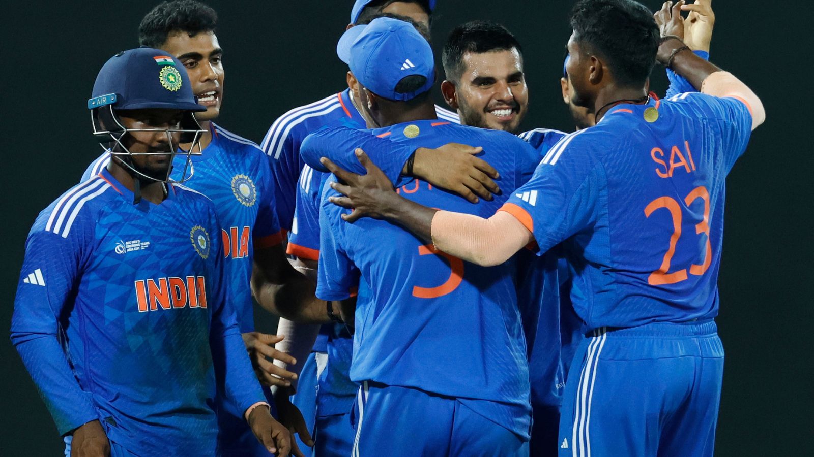 CSK के बॉलर की फिरकी में फंसा बांग्लादेश, भारत इमर्जिंग एशिया कप फाइनल में पहुंचा, पाकिस्तान से होगी टक्कर CSK के बॉलर की फिरकी में फंसा बांग्लादेश, भारत इमर्जिंग एशिया कप फाइनल में पहुंचा, पाकिस्तान से होगी टक्कर