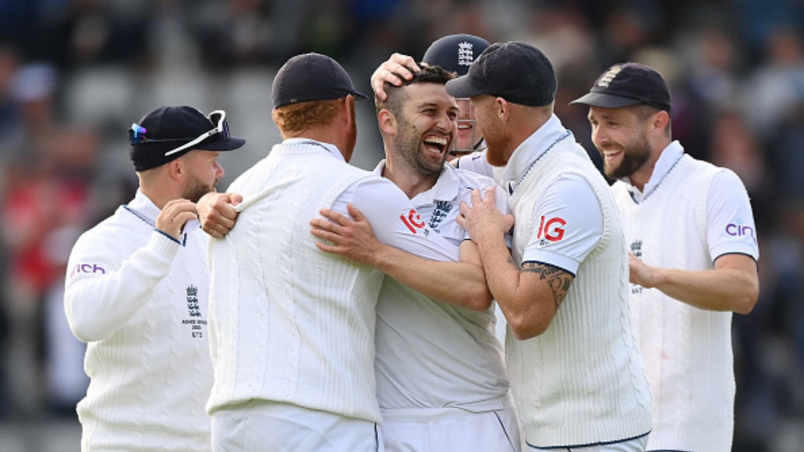 ENG vs AUS: ऑस्ट्रेलिया पर पारी की हार का खतरा, पहले झेली इंग्लैंड के बल्लेबाजों की मार फिर मार्क वुड की पेस ने किया बुरा हाल ENG vs AUS: ऑस्ट्रेलिया पर पारी की हार का खतरा, पहले झेली इंग्लैंड के बल्लेबाजों की मार फिर मार्क वुड की पेस ने किया बुरा हाल