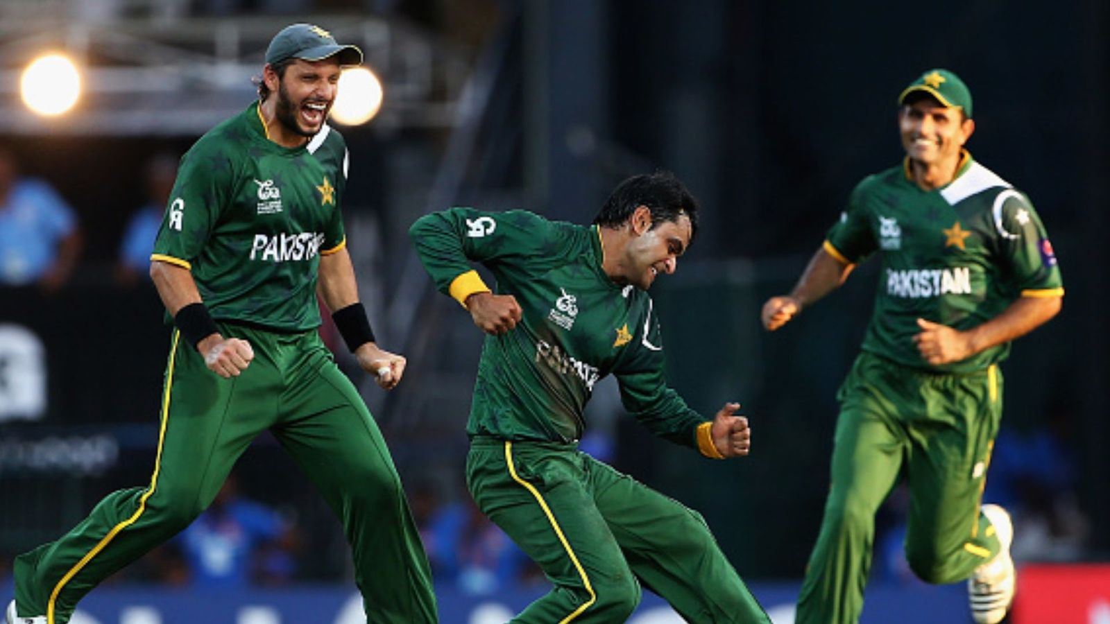 T10 : 12 गेंद में पाकिस्तान के 'प्रोफेसर' ने 6 विकेट लेकर बरपाया कहर, संन्यास के बाद 10 ओवर के मैच में बना डाला 'वर्ल्ड रिकॉर्ड'  T10 : 12 गेंद में पाकिस्तान के 'प्रोफेसर' ने 6 विकेट लेकर बरपाया कहर, संन्यास के बाद 10 ओवर के मैच में बना डाला 'वर्ल्ड रिकॉर्ड'