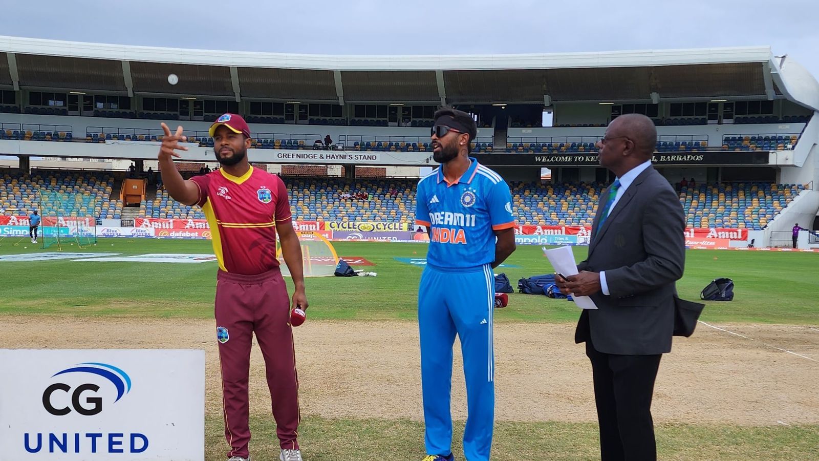 IND vs WI: रोहित-विराट दूसरे वनडे में प्लेइंग इलेवन का हिस्सा नहीं, हार्दिक बने कप्तान, इन दो धुरंधरों को मिली जगह IND vs WI: रोहित-विराट दूसरे वनडे में प्लेइंग इलेवन का हिस्सा नहीं, हार्दिक बने कप्तान, इन दो धुरंधरों को मिली जगह