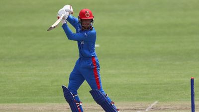 6,6,6,...एक ओवर में 7 छक्के से 48 रन जड़कर अफगानिस्तान के बैटर ने काटा बवाल, 118 रनों की पारी से टीम को जिताया मैच  SportsTak Hindi