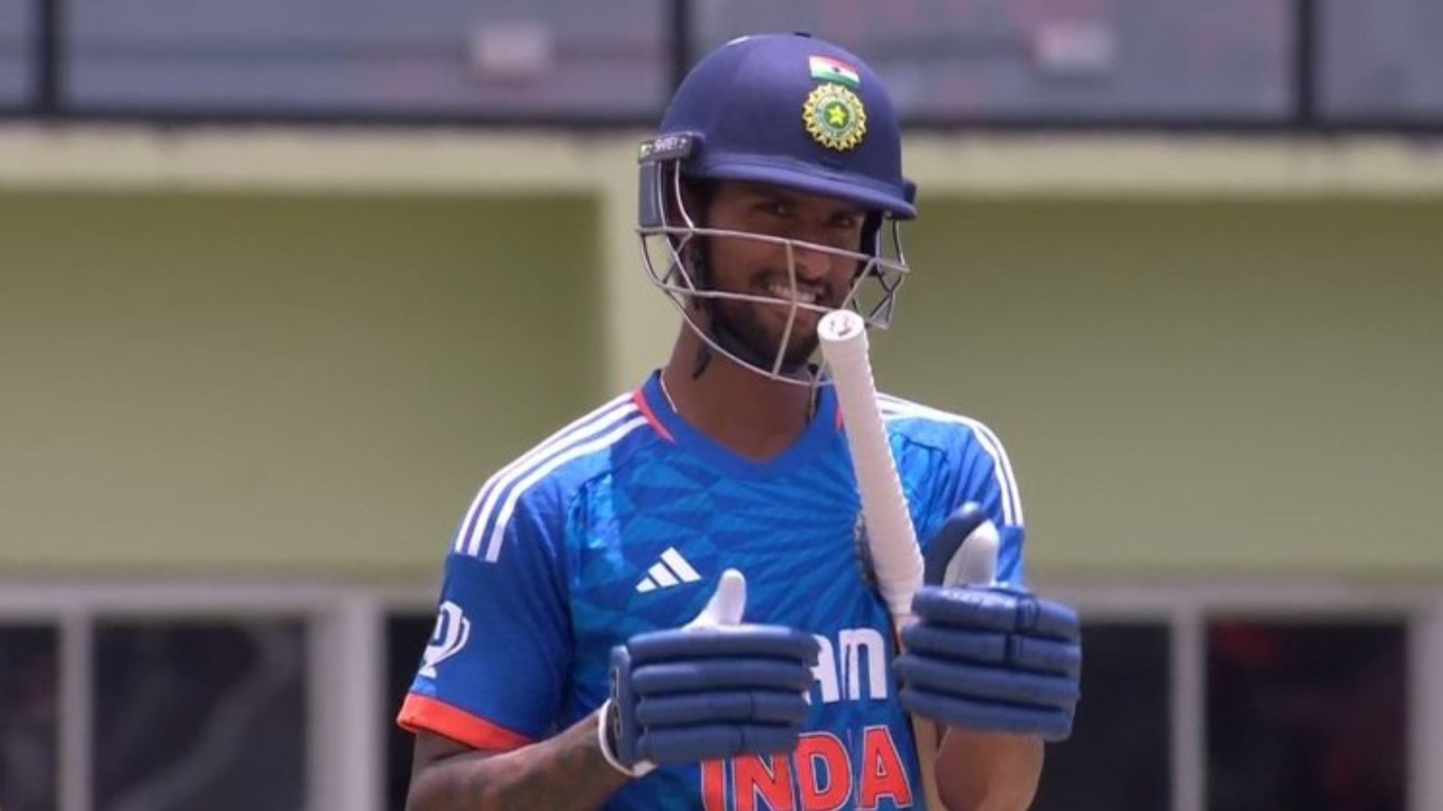 Tilak Varma: तिलक वर्मा ने फिफ्टी ठोकने के सेलिब्रेशन का खोला राज, जानिए किसे दिया टीम इंडिया में मौका मिलने का क्रेडिट Tilak Varma: तिलक वर्मा ने फिफ्टी ठोकने के सेलिब्रेशन का खोला राज, जानिए किसे दिया टीम इंडिया में मौका मिलने का क्रेडिट