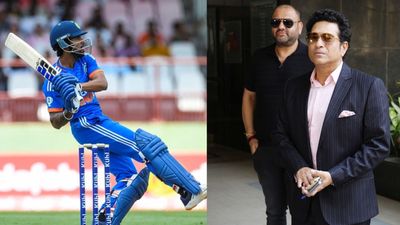 Tilak Varma : 'मैं तुम्हारे बारे में सब जानता हूं', सचिन तेंदुलकर ने तिलक वर्मा से क्यों कहा ऐसा ? SportsTak Hindi