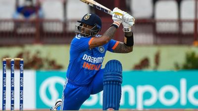 IND vs WI, 3rd T20I : सूर्यकुमार यादव के तूफान में उड़ी वेस्टइंडीज, 83 रनों की पारी से टीम इंडिया को 7 विकेट से जिताया मैच SportsTak Hindi