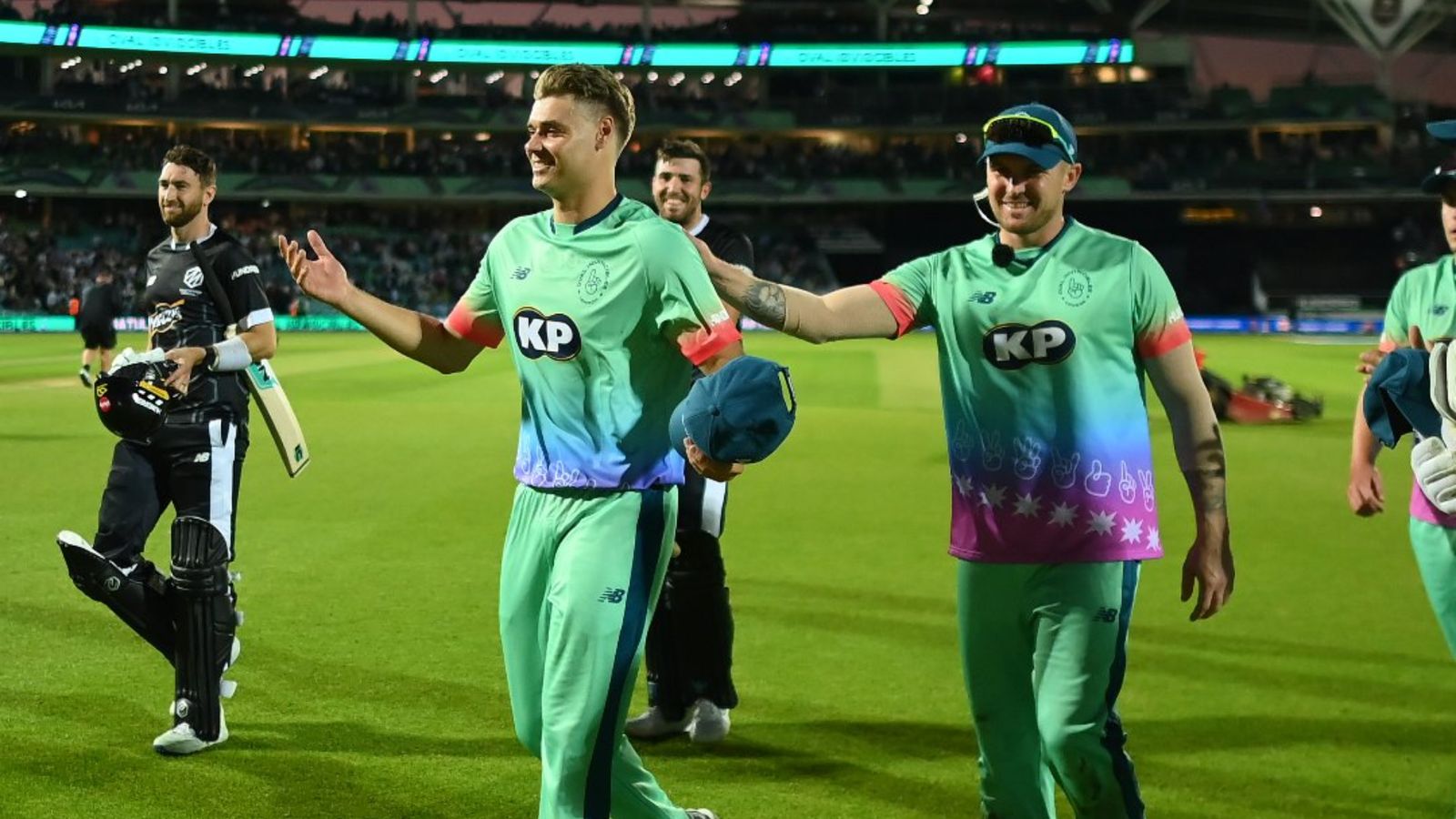 20 में से 19 गेंद खाली, एक रन पर 3 विकेट, बाएं हाथ की पेस मशीन ने मचाई तबाही, अब खेलेगा इंटरनेशनल क्रिकेट! 20 में से 19 गेंद खाली, एक रन पर 3 विकेट, बाएं हाथ की पेस मशीन ने मचाई तबाही, अब खेलेगा इंटरनेशनल क्रिकेट!