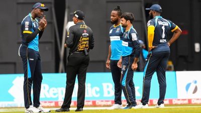 क्रिकेट में रेड कार्ड! स्लो ओवर रेट की समस्या रोकने का नया पैंतरा, इस लीग से होगी शुरुआत, खिलाड़ियों की अब ख़ैर नहीं SportsTak Hindi