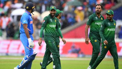 Wahab Riaz Retirement : 15 साल में 51 टीम से खेलने वाले पाकिस्तानी गेंदबाज ने वर्ल्ड कप 2023 से पहले लिया संन्यास SportsTak Hindi