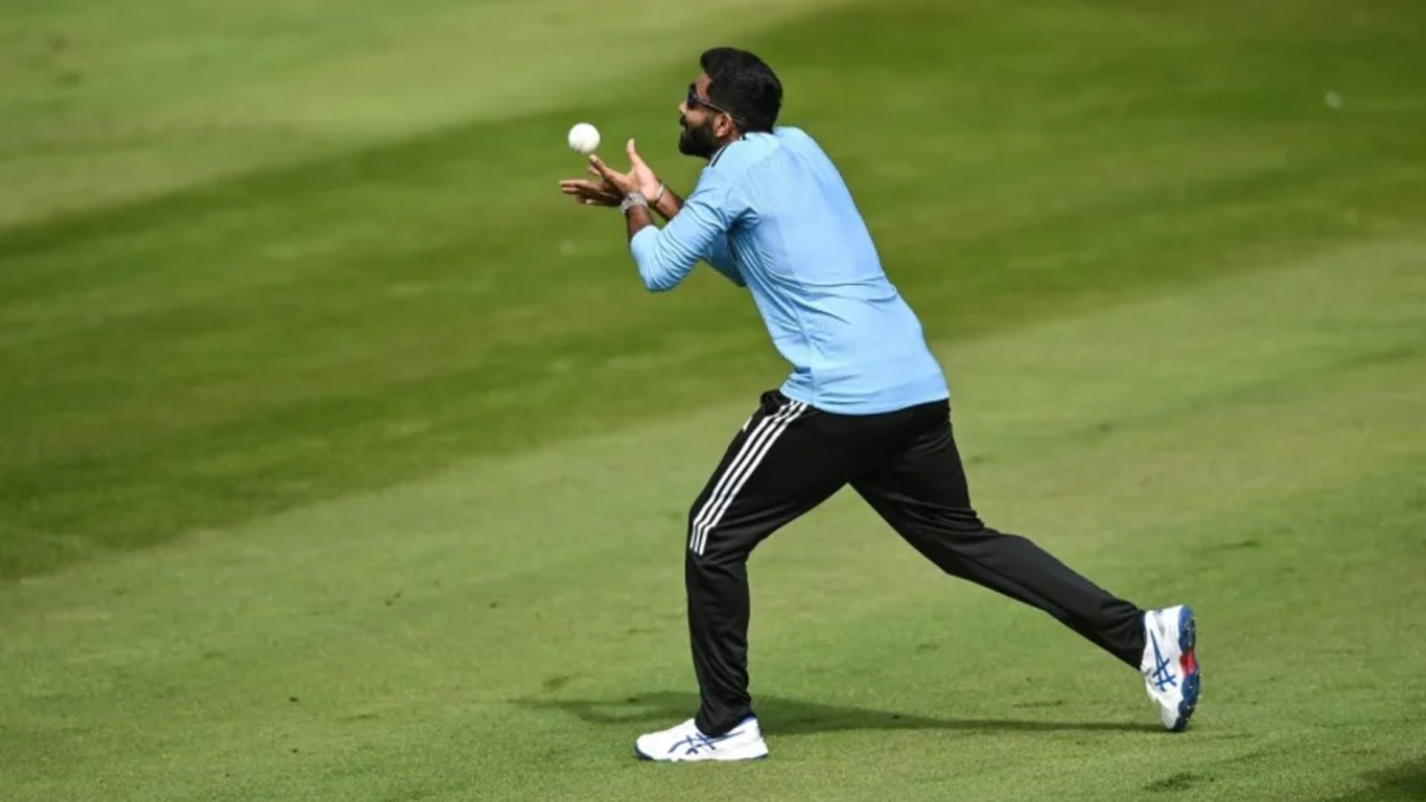 IND vs IRE Weather Update: जसप्रीत बुमराह की वापसी में बाधा डालेगी बारिश! भारत-आयरलैंड टी20 से पहले यलो अलर्ट जारी IND vs IRE Weather Update: जसप्रीत बुमराह की वापसी में बाधा डालेगी बारिश! भारत-आयरलैंड टी20 से पहले यलो अलर्ट जारी