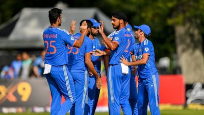 IND vs IRE 3rd T20I में टीम इंडिया की प्लेइंग इलेवन में होगा बदलाव? कोच ने दिया यह संकेत, तिलक की फॉर्म पर भी बोले SportsTak Hindi