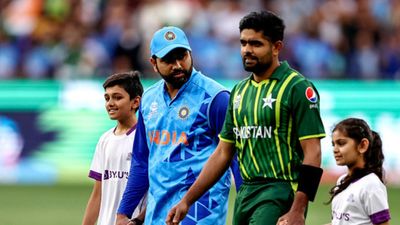 IND vs PAK : भारत और पाकिस्तान के बीच महामुकाबले पर बाबर आजम ने कहा - दोनों देशों के बीच... SportsTak Hindi