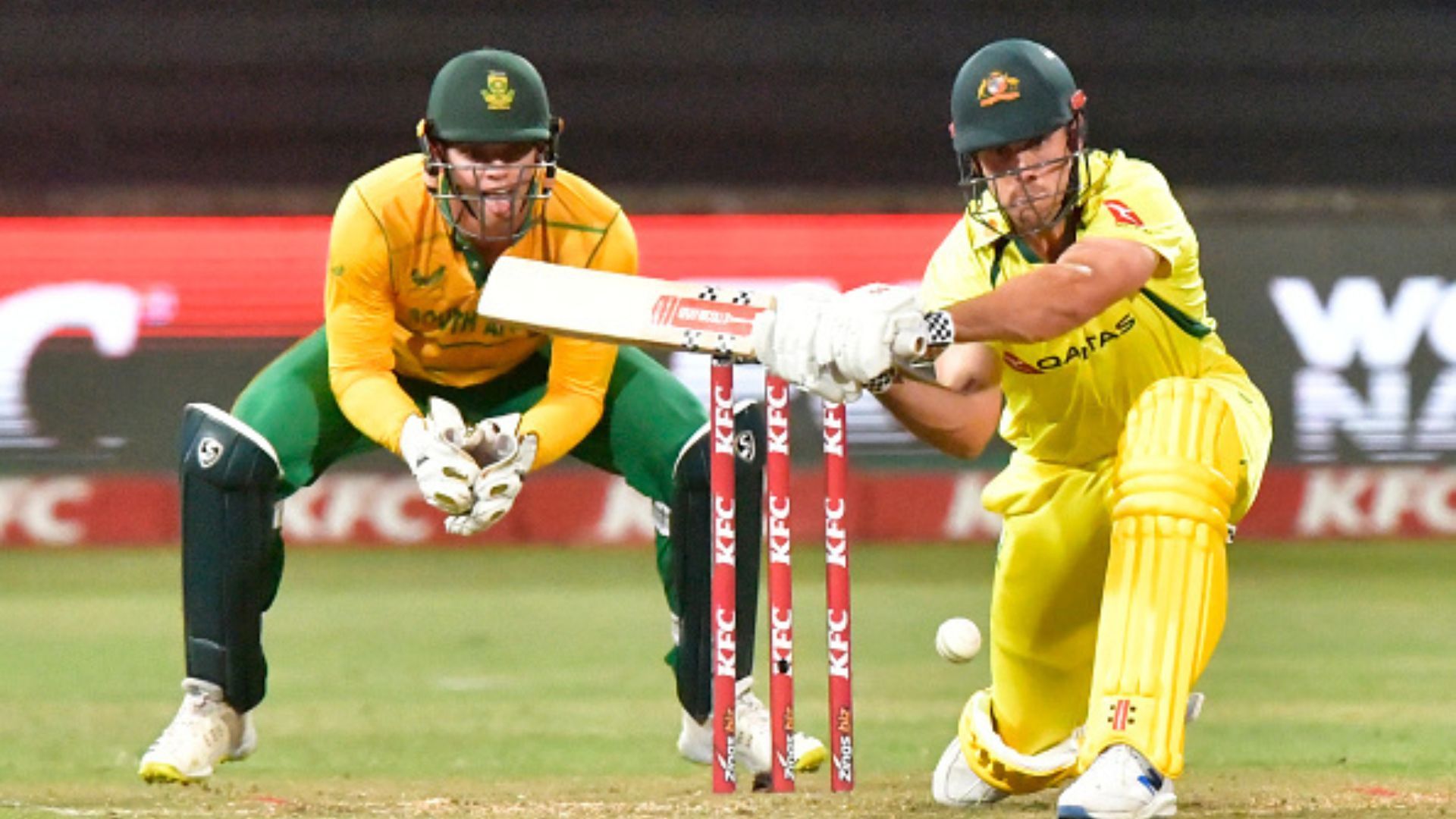 SA vs AUS: मिचेल मार्श की तूफानी बल्लेबाजी के आगे पस्त हुई साउथ अफ्रीका, कंगारुओं ने 8 विकेट से मैच जीत सीरीज पर जमाया कब्जा