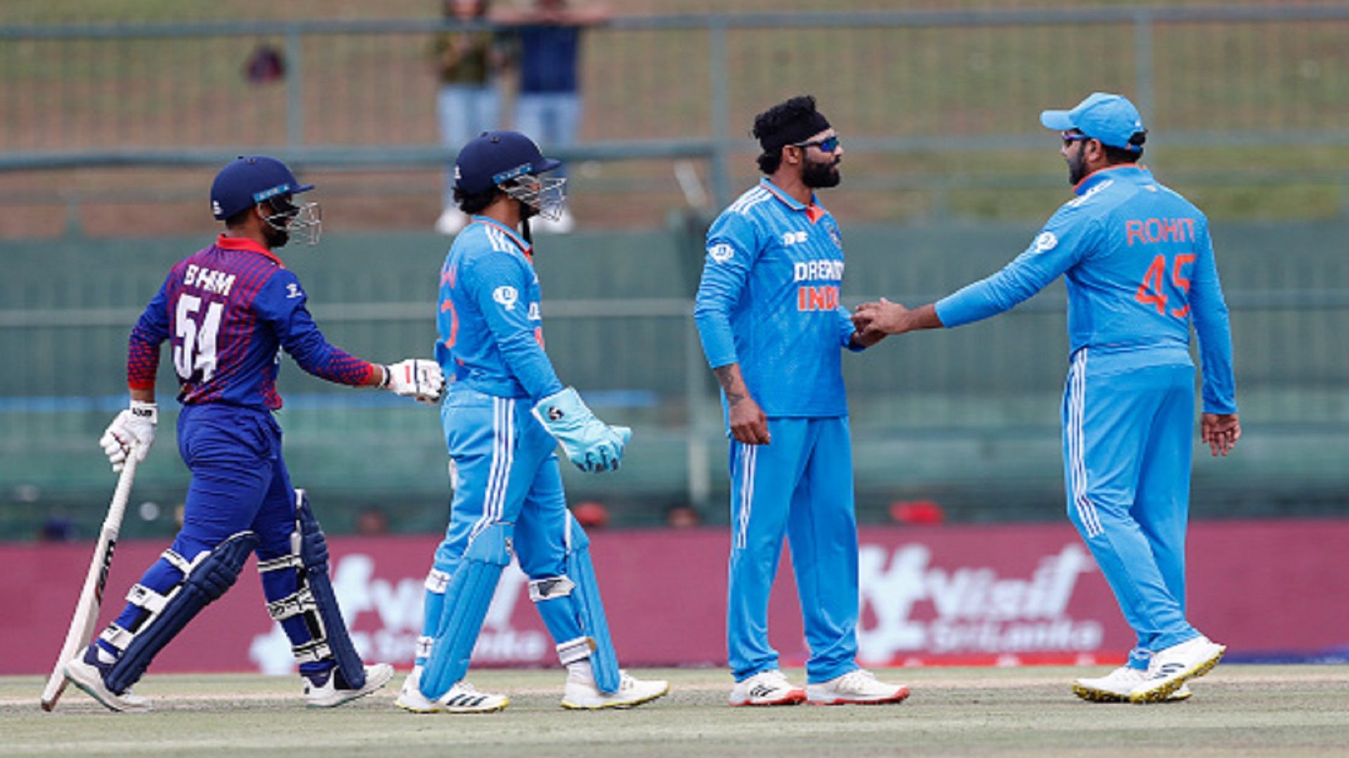 IND vs NEP : रवींद्र जडेजा ने नेपाल के खिलाफ 3 विकेट लेकर रचा इतिहास, इरफ़ान पठान के मुकाम पर रखा कदम 