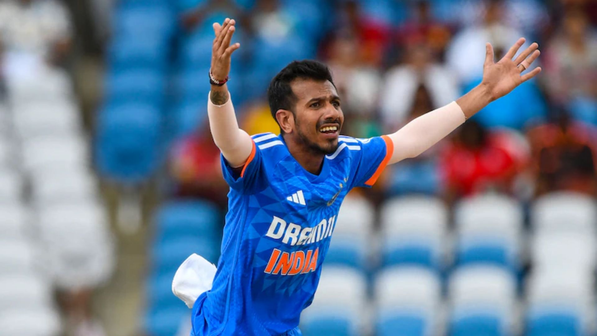 Yuzvendra Chahal अब इंग्लैंड में खेलेंगे, वर्ल्ड कप की टीम इंडिया में नहीं मिली जगह तो उठाया बड़ा कदम