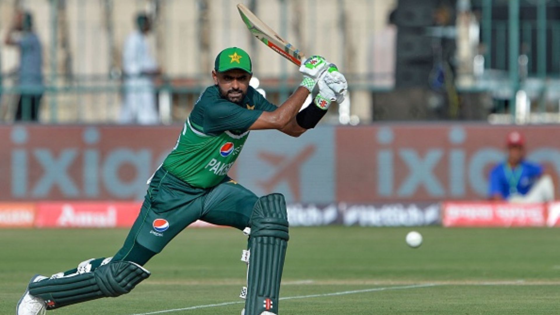 Asia Cup 2023: बांग्लादेश के खिलाफ बाबर आजम ने बनाए सिर्फ 17 रन, टूट गया कोहली का वर्ल्ड रिकॉर्ड