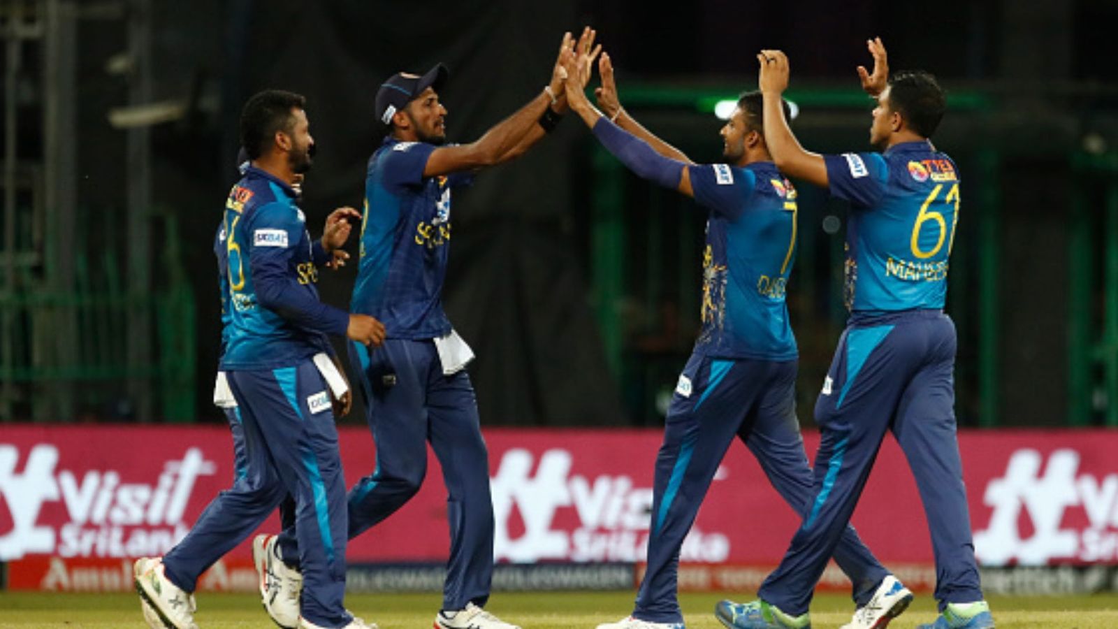 SL vs BAN : सदीरा के 93 रन और घातक गेंदबाजी से जीती श्रीलंका, 21 रनों की हार से बांग्लादेश पर मंडराया एशिया कप से बाहर होने खतरा  SL vs BAN : सदीरा के 93 रन और घातक गेंदबाजी से जीती श्रीलंका, 21 रनों की हार से बांग्लादेश पर मंडराया एशिया कप से बाहर होने खतरा