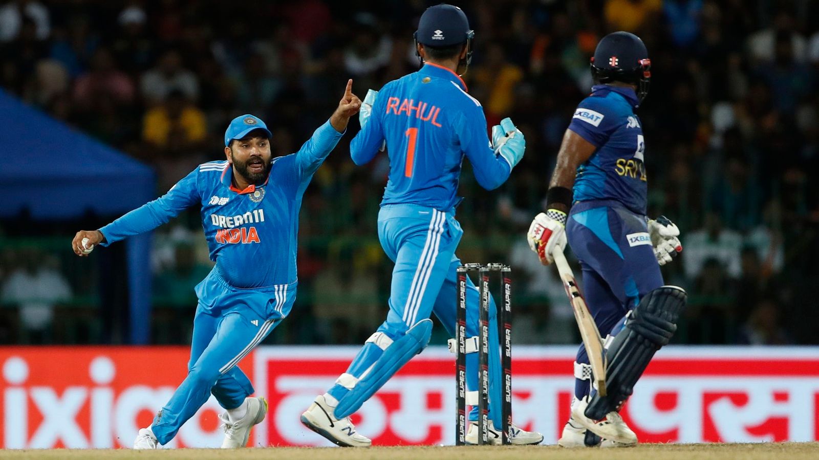 IND vs SL Final Weather Update: बारिश के कारण रद्द हुआ फाइनल तो कौन बनेगा Asia Cup का चैंपियन? IND vs SL Final Weather Update: बारिश के कारण रद्द हुआ फाइनल तो कौन बनेगा Asia Cup का चैंपियन?