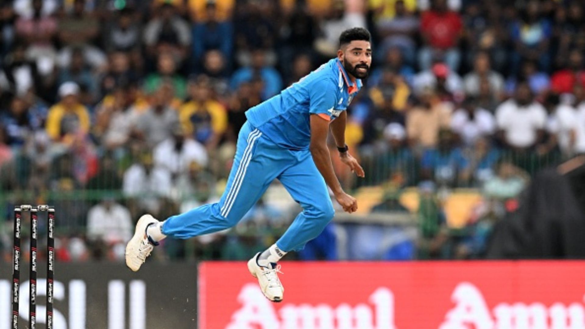 Asia Cup Final Wobble Seam: पाकिस्तानी बॉलर ने 13 साल पहले ईजाद की थी वो गेंद जिससे मोहम्मद सिराज ने ढाया कहर
