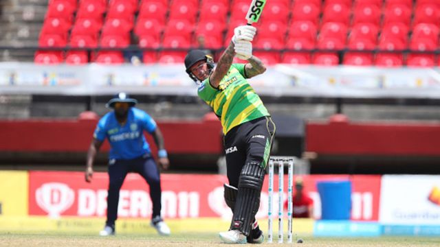 T20 : इंग्लैंड के वर्ल्ड चैंपियन खिलाड़ी ने ठोका शतक, 7 छक्के-12 चौके से 119 रन कूट टीम को 122 रनों से दिलाई जीत T20 : इंग्लैंड के वर्ल्ड चैंपियन खिलाड़ी ने ठोका शतक, 7 छक्के-12 चौके से 119 रन कूट टीम को 122 रनों से दिलाई जीत