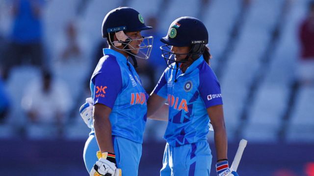 टीम इंडिया कल करेगी अपने अभियान की शुरुआत, Asian Games की फुल स्क्वॉड से लेकर जानिए कब-कहां देखें मुकाबले टीम इंडिया कल करेगी अपने अभियान की शुरुआत, Asian Games की फुल स्क्वॉड से लेकर जानिए कब-कहां देखें मुकाबले