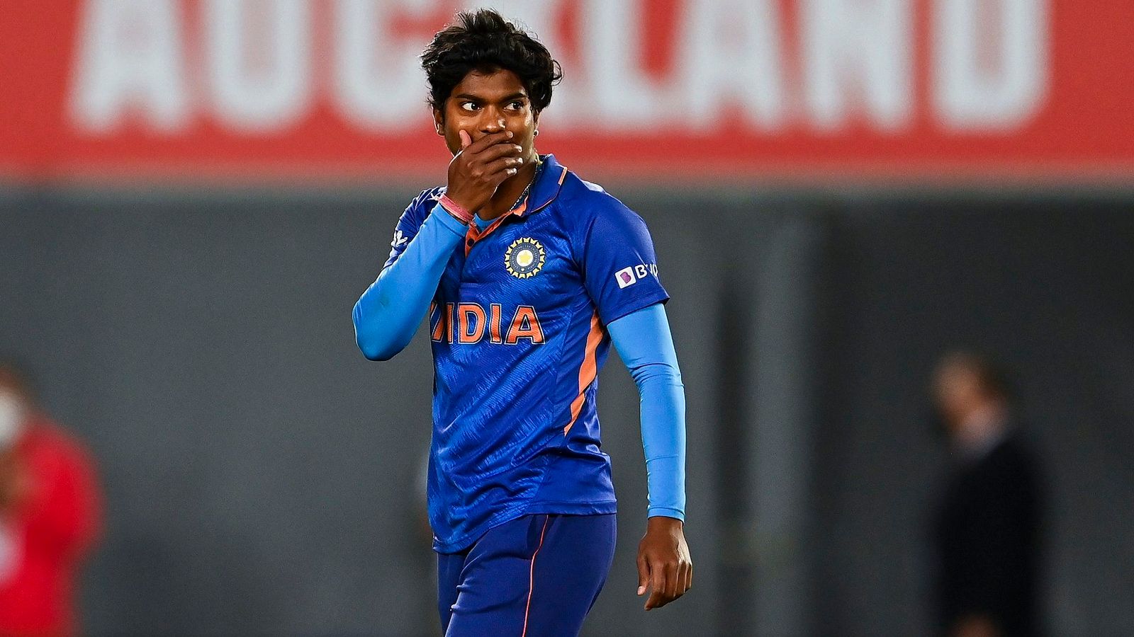 Asian Games : भारत को फाइनल में पहुंचाने वाली गेंदबाज के पिता को बेटी से शिकायत, किस काम से नहीं थे खुश? Asian Games : भारत को फाइनल में पहुंचाने वाली गेंदबाज के पिता को बेटी से शिकायत, किस काम से नहीं थे खुश?