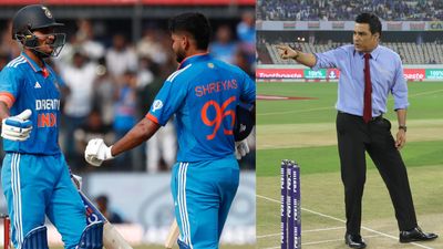 शुभमन गिल और श्रेयस अय्यर शतक के लिए पड़े धीमे, संजय मांजरेकर ने कही चुभने वाली बात, आंकड़े भी दे रहे साथ SportsTak Hindi