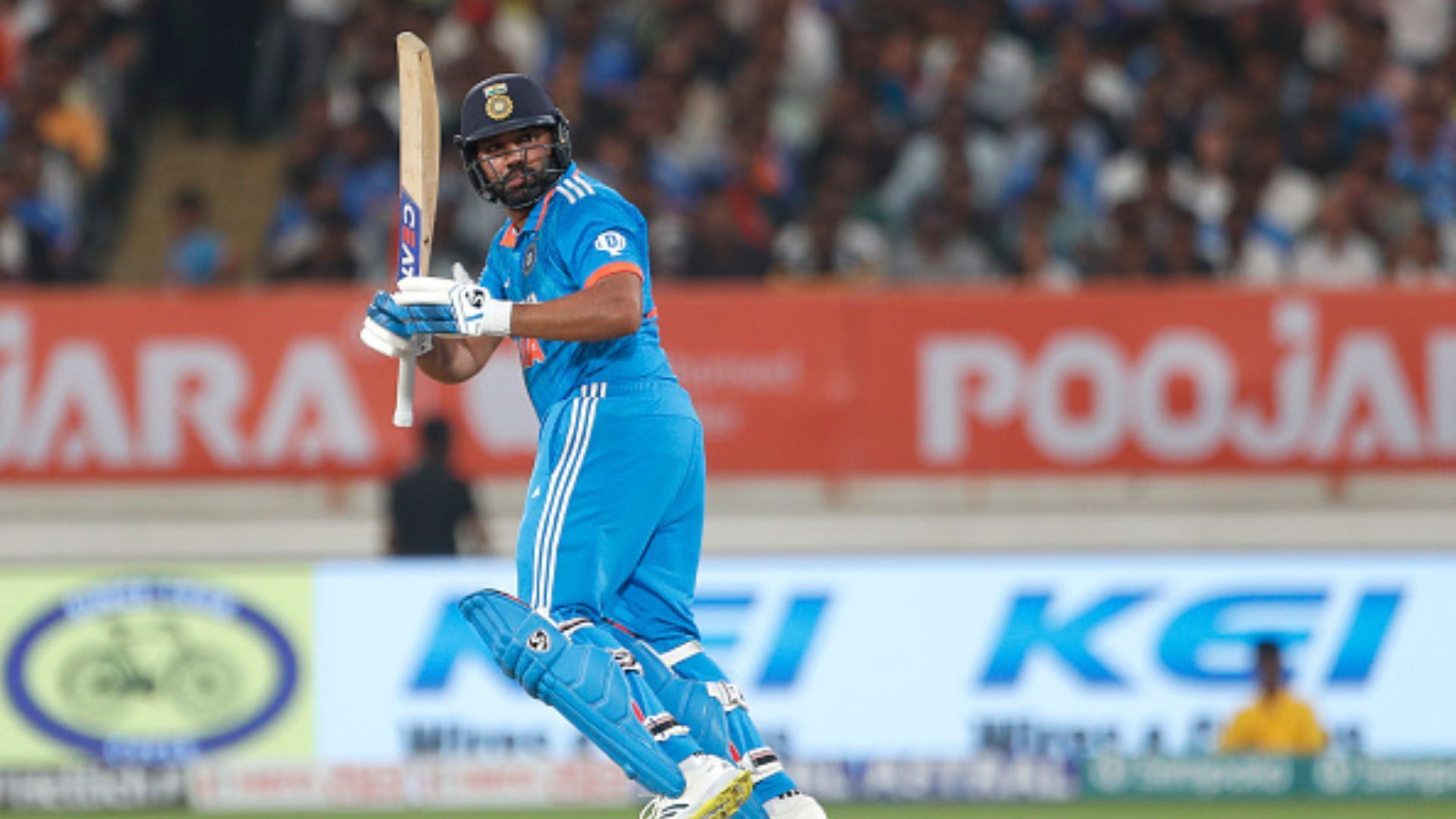ODI World Cup में गरजेगा रोहित शर्मा का बल्ला, छक्के- शतकों के साथ ध्वस्त कर सकते हैं ये 5 सबसे बडे़ रिकॉर्ड