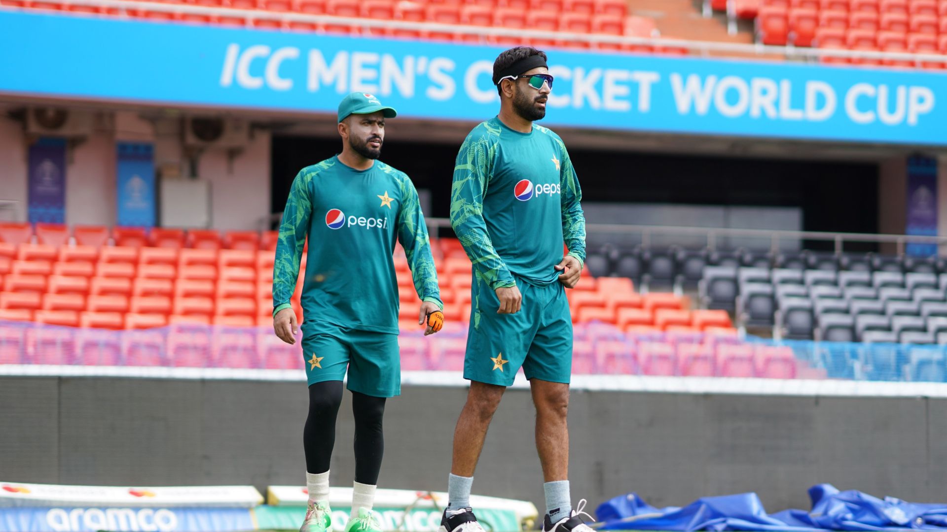 World Cup 2023 से पहले पाकिस्तानी ओपनर्स की खुली पोल, हारिस रऊफ की पेस के आगे हुआ बंटाधार